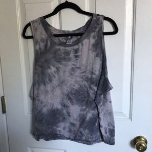 EUC; TTS; 90 Degree Workout Tank Top 2-3 finger width in straps